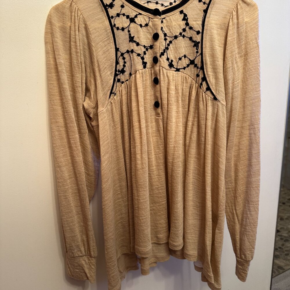 Tsumori Chisato Tan Embroidered Long Sleeve 100% Wool Blouse - Picture 5 of 11